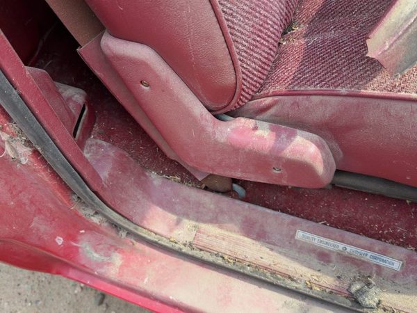 1991-1993 Dodge Dakota Passenger Right Side Seat Trim Panel Oem Red — photo 4