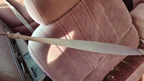 97-99 Buick Lesabre Passenger Right Front Seat Belt Retractor Oem Shoulder Red — photo 2