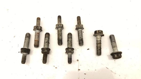 2000 Gmc Sierra 1500 4L60 Transmission Mount Brackets With Bolts Oem Bolts — photo 3
