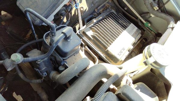 1998-1999 Chevy Suburban Fuel Vapor Canister Oem Charcoal Housing 17113331 — photo 3
