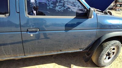 1995 Nissan Pathfinder Front Door RH Blue