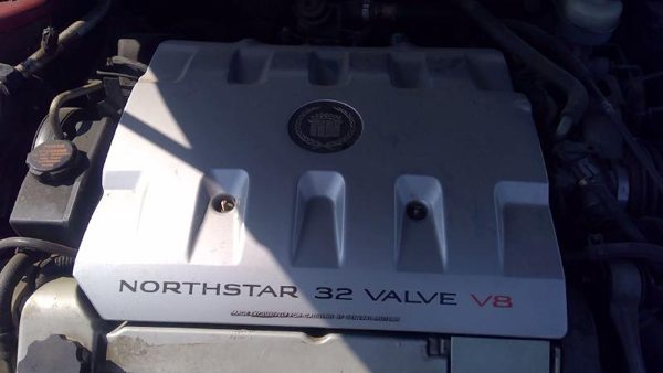 2002 Cadillac Eldorado Cadillac Eldorado Engine Cover Top Plastic Shield 4.6L — photo 3