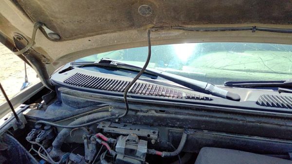 1998 Lincoln Navigator Wiper Arm — photo 3