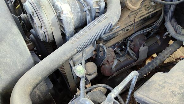 96-05 Chevy Suburban Power Steering Pump With Mount Bracket Oem 5.7L — photo 5