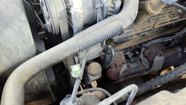 96-05 Chevy Suburban Power Steering Pump With Mount Bracket Oem 5.7L — photo 7