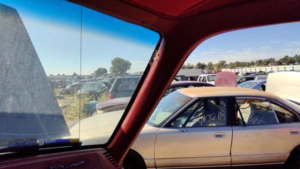 1987-1991 Ford F150 Passenger Right A Pillar Trim Windshield Post Panel Oem Red — photo 3