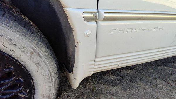 1996-1999 Town & Country Driver Left Moulding From Fender Trim Pwp Golden White — photo 3