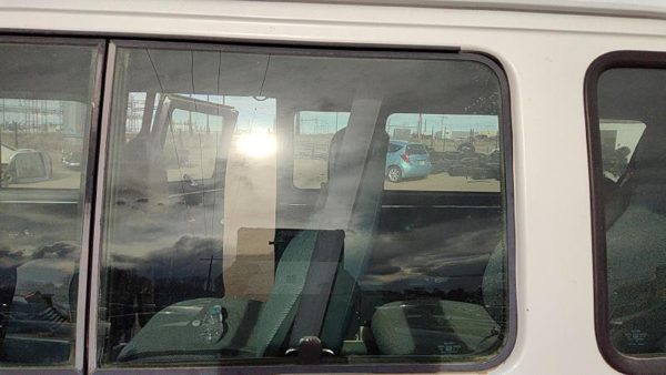 1972-1996 Gmc Van 3500 Driver Left Rear Side Window Rearward Glass Oem Back — photo 1