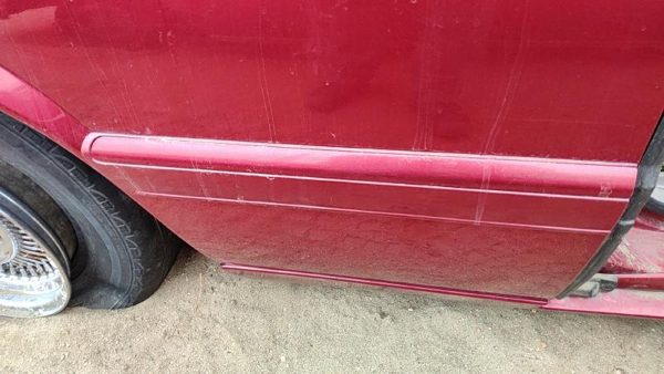 95-02 Eldorado Passenger Right Rear Moulding On Quarter Panel Crimson Red 86U — photo 3