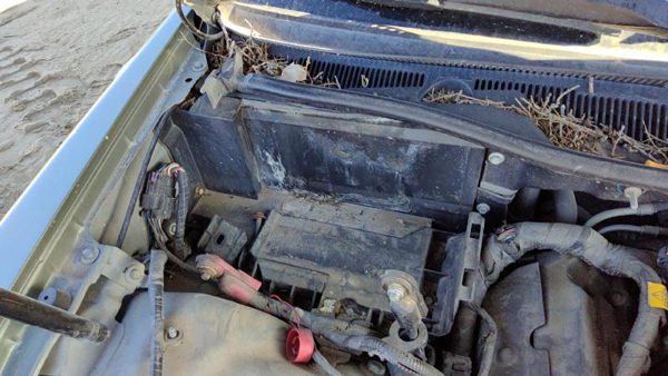2005-2007 Cadillac Sts Complete Battery Box Mount Tray With Hold Down Oem 4.6L — photo 4