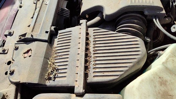 96-99 Lesabre Complete Air Intake Cleaner Filter Box Housing With Tube 3.8L — photo 2