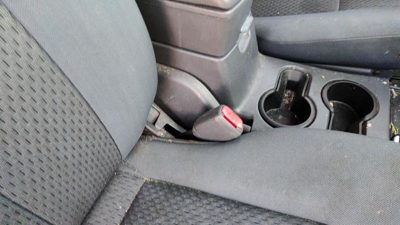 2002-2004 Nissan Xterra Passenger Right Front Seat Belt Buckle Receiver Gray K