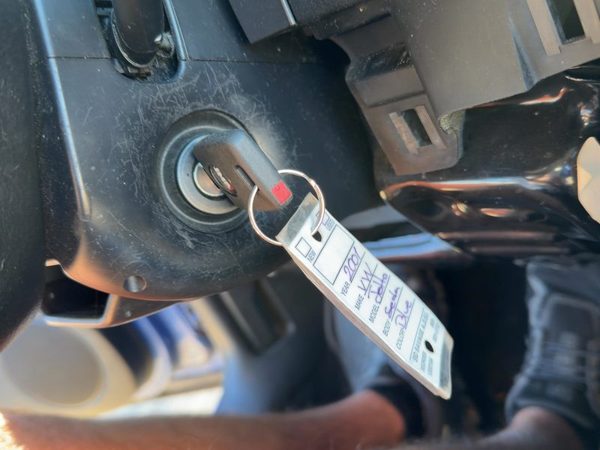 1999-2011 Vw Jetta Ignition Switch Assembly With Key Complete Electrical Oem — photo 2