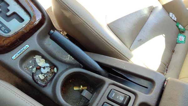 00-02 Legacy Outback Parking Brake Handle Assembly Oem Emergency Ebrake — photo 1