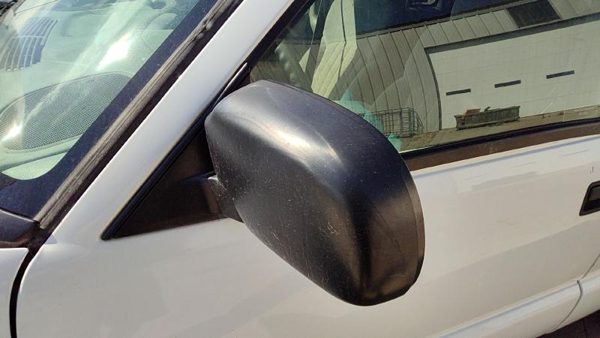 1999-2005 S10 Blazer Driver Left Side Mirror Door Mounted Oem 15105941 — photo 2