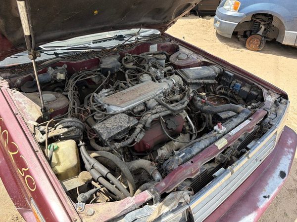 1987 Nissan Maxima — vehicle photo 2