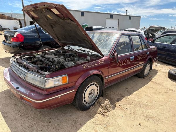 1987 Nissan Maxima — vehicle photo 4