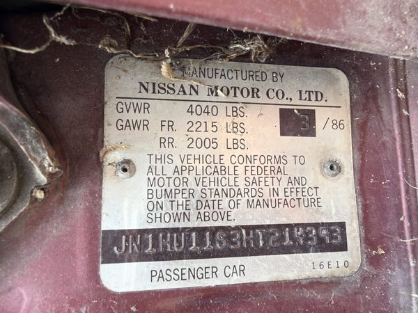 1987 Nissan Maxima — vehicle photo 8