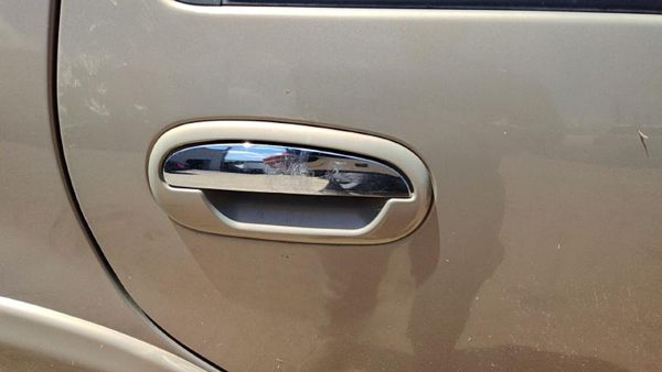 1998 Lincoln Navigator Passenger Right Rear Outside Door Handle Oem Back Gold Bi — photo 2