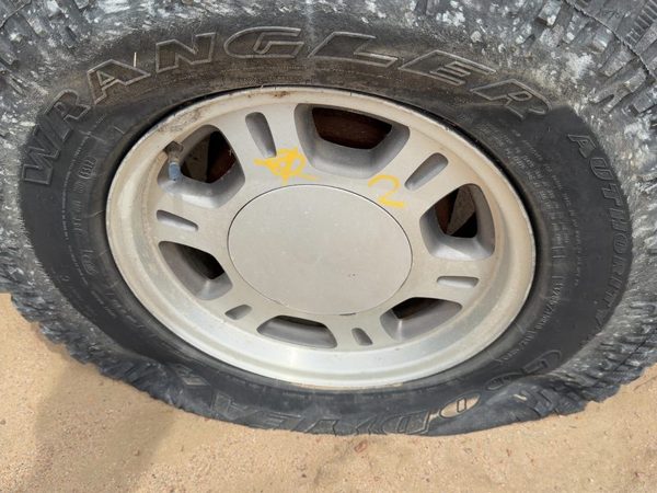 1992-1999 Chevy Silverado 1500 16" Aluminum Wheel Oem Factory Rim #2 12360532 — photo 2