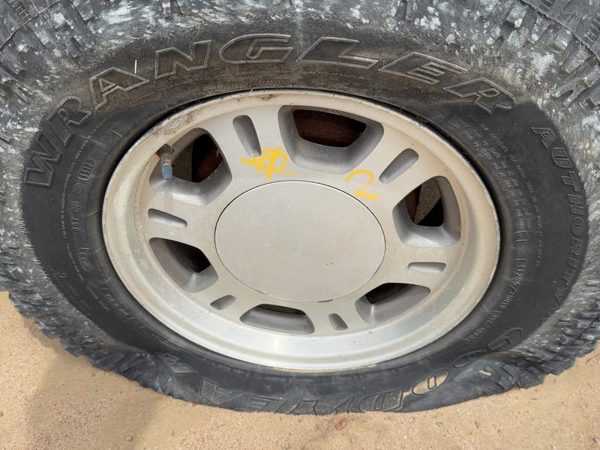 1992-1999 Chevy Silverado 1500 16" Aluminum Wheel Oem Factory Rim #2 12360532 — photo 3