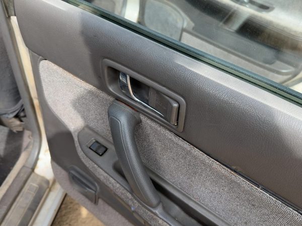 90-94 Subaru Legacy Passenger Right Rear Door Trim Panel With Switches Back Gray — photo 6