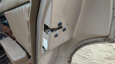 91-96 Buick Park Ave Passenger Right Rear Door Latch With Rods/Cables Oem Back