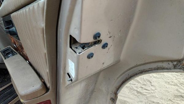 91-96 Buick Park Ave Passenger Right Rear Door Latch With Rods/Cables Oem Back — photo 3