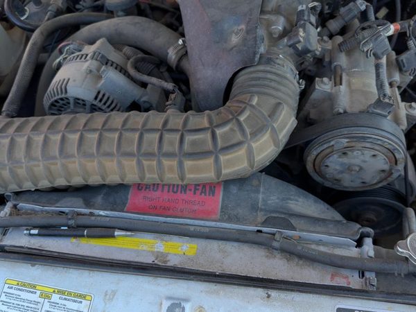 1996 Ford Ranger Radiator Cooling Fan Shroud Oem Plastic Housing 4.0L — photo 1