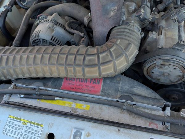 1996 Ford Ranger Radiator Cooling Fan Shroud Oem Plastic Housing 4.0L — photo 2