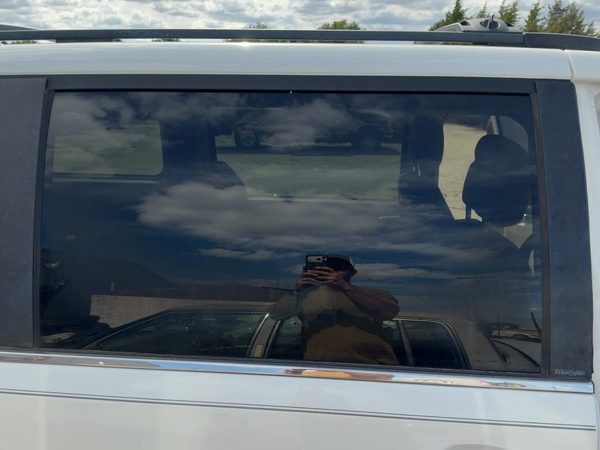 08-16 Town & Country Passenger Right Rear Side Window Door Glass Oem Back — photo 1