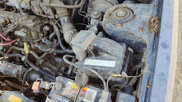 83-86 Toyota Camry Complete Air Intake Filter Box Housing With Tube 2.0L 2Selc — photo 9