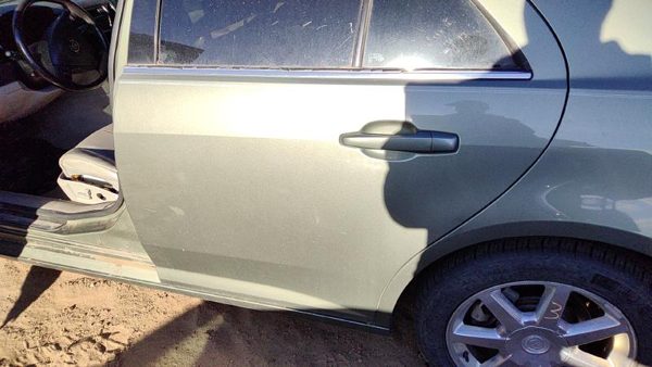 2005 Cadillac STS Rear Door LH Green 92U — photo 1
