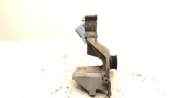 2015 Chevy Silverado 1500 Alternator Ac Mount Bracket Bracket Oem 4.3L 12637351 — photo 6