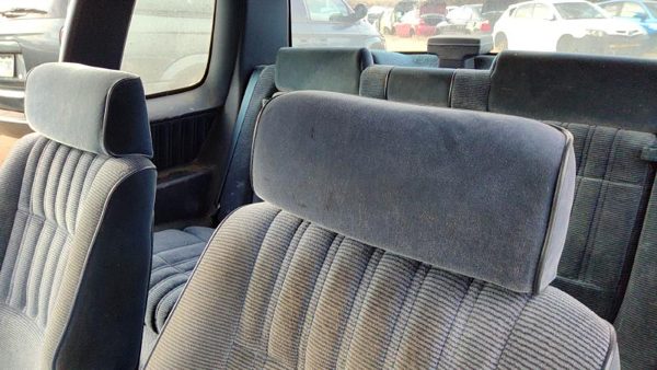88-91 Olds Cutlass Calais Pair Of Front Headrests Oem Left Right Set Seat 2 Door — photo 4