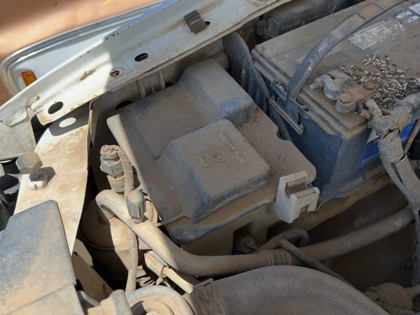 1998-2008 Ford F150 Windshield Washer Fluid Reservoir With Pump Oem Wiper Tank — photo 3