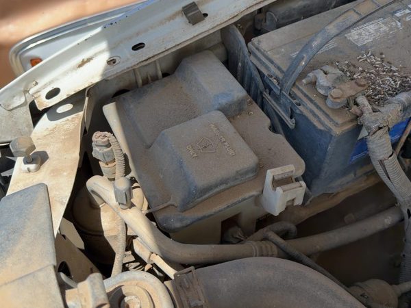 1998-2008 Ford F150 Windshield Washer Fluid Reservoir With Pump Oem Wiper Tank — photo 4