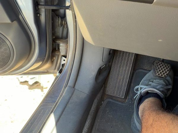 2003-2007 Honda Accord Driver Left Lower Kick Trim Panel Oem Gray — photo 3