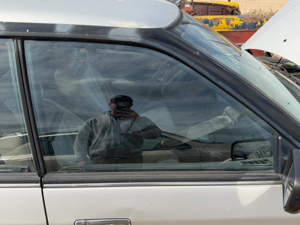 1990-1994 Subaru Legacy Passenger Right Front Side Window Door Glass Oem — photo 2
