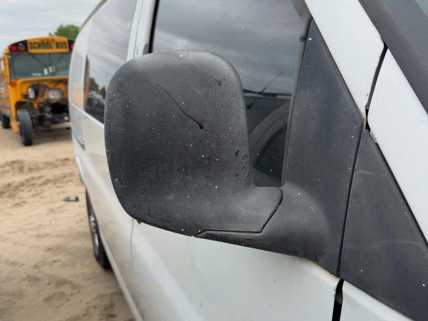 96-02 Chevy Express Van 2500 Passenger Right Manual Side Mirror Door Mounted Oem — photo 1