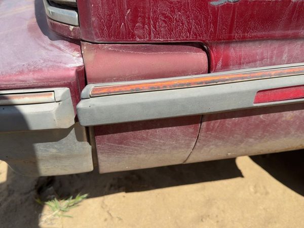 1986-1988 Olds 88 Passenger Right Rear Moulding On Quarter Panel Oem — photo 3