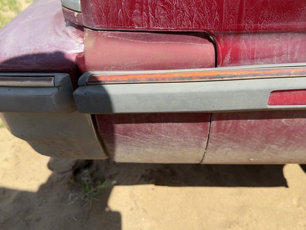 1986-1988 Olds 88 Passenger Right Rear Moulding On Quarter Panel Oem — photo 2