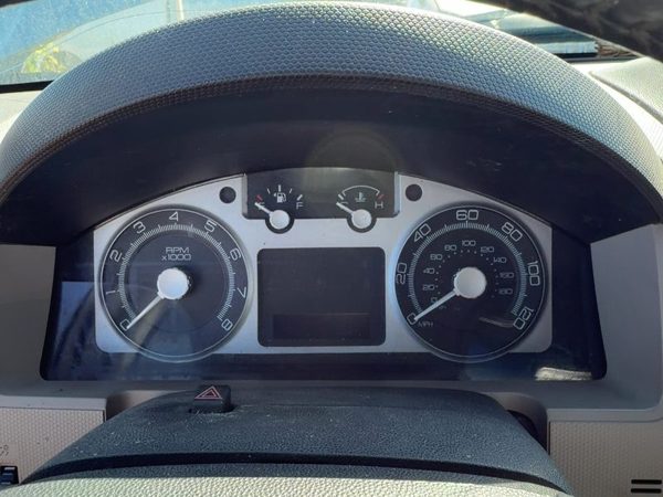 2008 Mercury Mariner Speedometer Cluster Instrument Gauges Panel Oem Dash Mph — photo 1