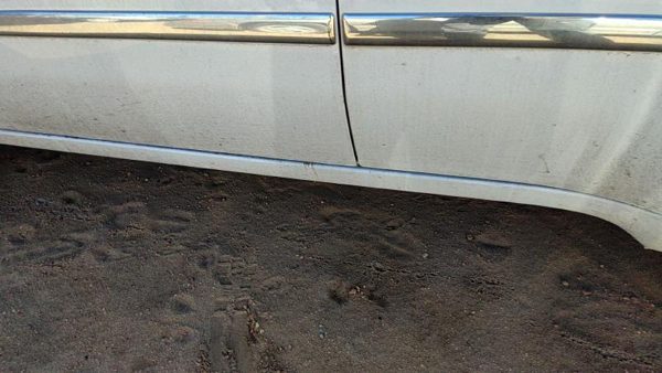 2002-2009 Gmc Envoy Driver Left Lower Rocker Panel Moulding Side Skirt White 50U — photo 3