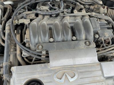 2000-2001 Infiniti I30 Complete Fuel Rail With Injectors Set Loaded Oem 3.0L