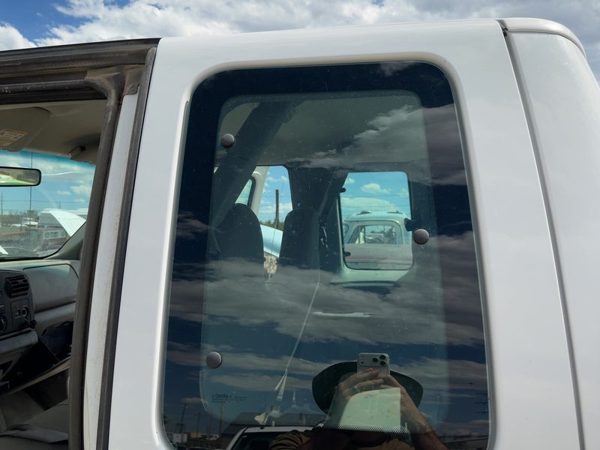 1999-2016 Ford F350 Driver Left Rear Side Window Door Glass Oem Back — photo 3