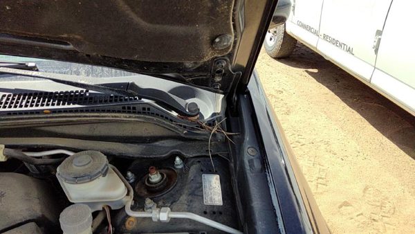 2002-2005 Honda Civic Hatchback Si Driver Left Hood Hinge Assembly Oem Black Nbp — photo 2