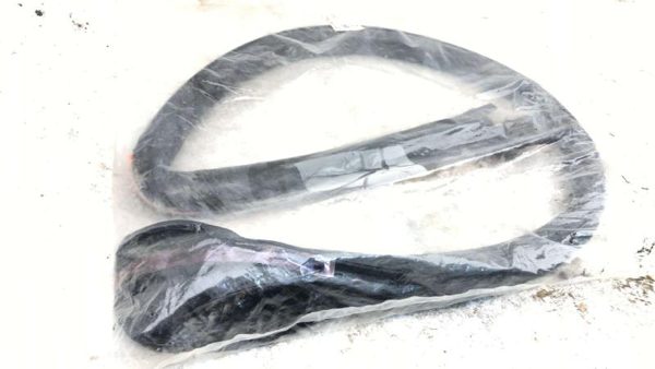 2003 Toyota Celica Passenger Right Roof Side Rail Weatherstrip Seal Oem — photo 3
