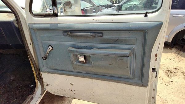 1981-1993 Dodge Ram W250 Passenger Right Front Inside Door Trim Panel Blue — photo 1