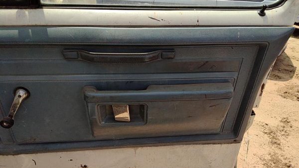 1981-1993 Dodge Ram W250 Passenger Right Front Inside Door Trim Panel Blue — photo 6